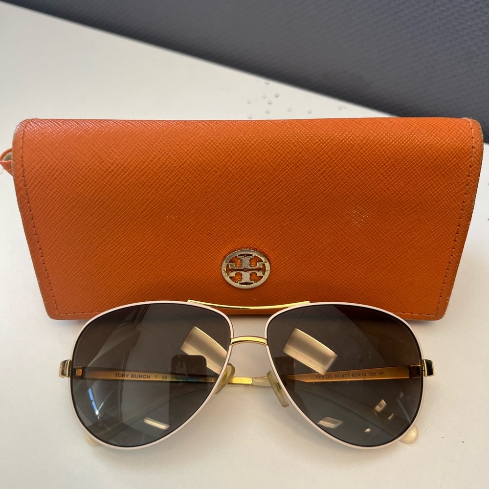 Tory Burch Aviators